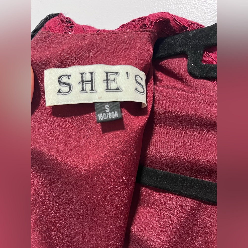 SOLD MAROON Long sleeve She’s LACE DRESS Tie Front Zip up Size Small BURGANDY - Picture 12 of 14